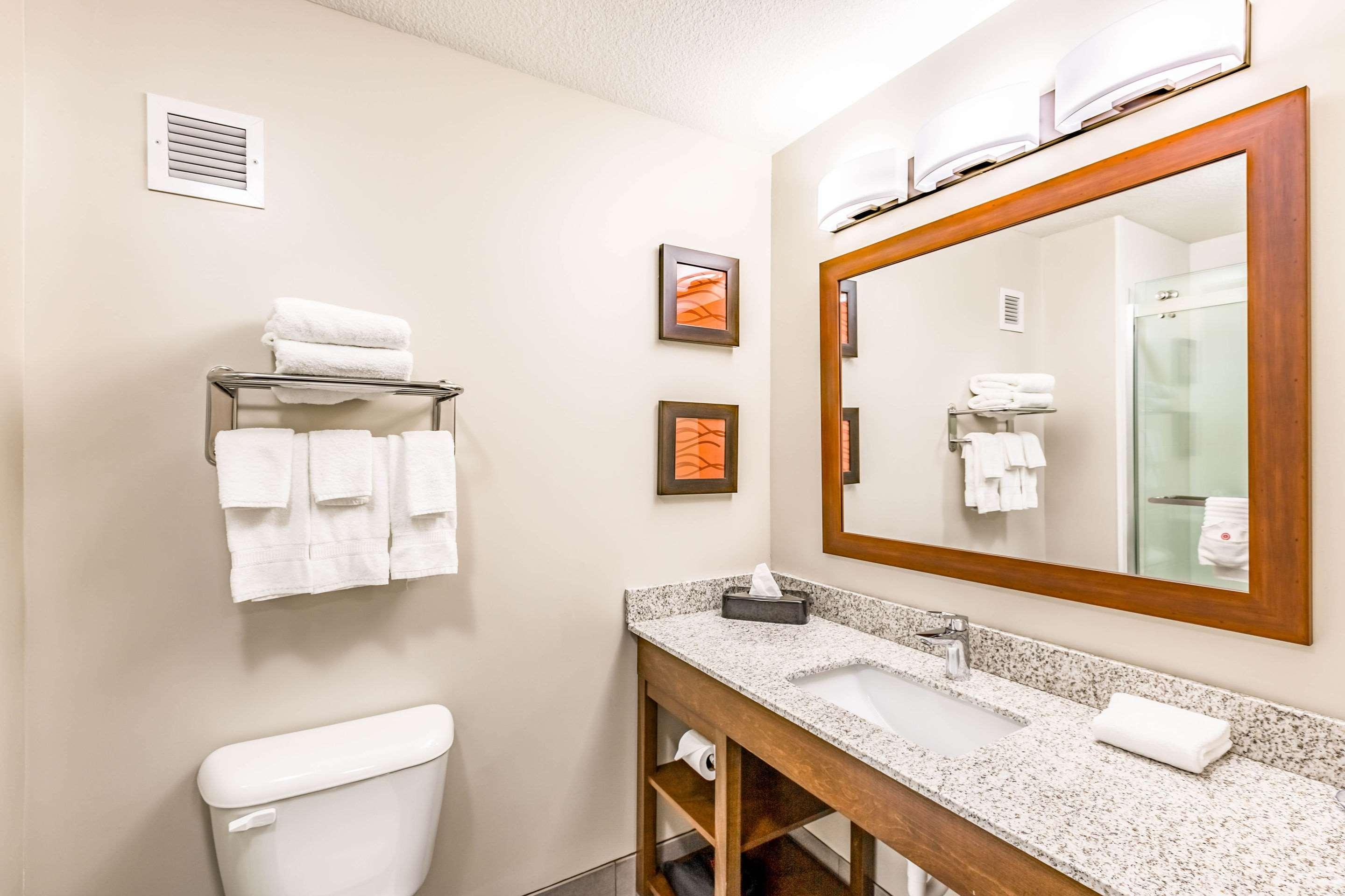 Comfort Inn Altoona-Des Moines Εξωτερικό φωτογραφία