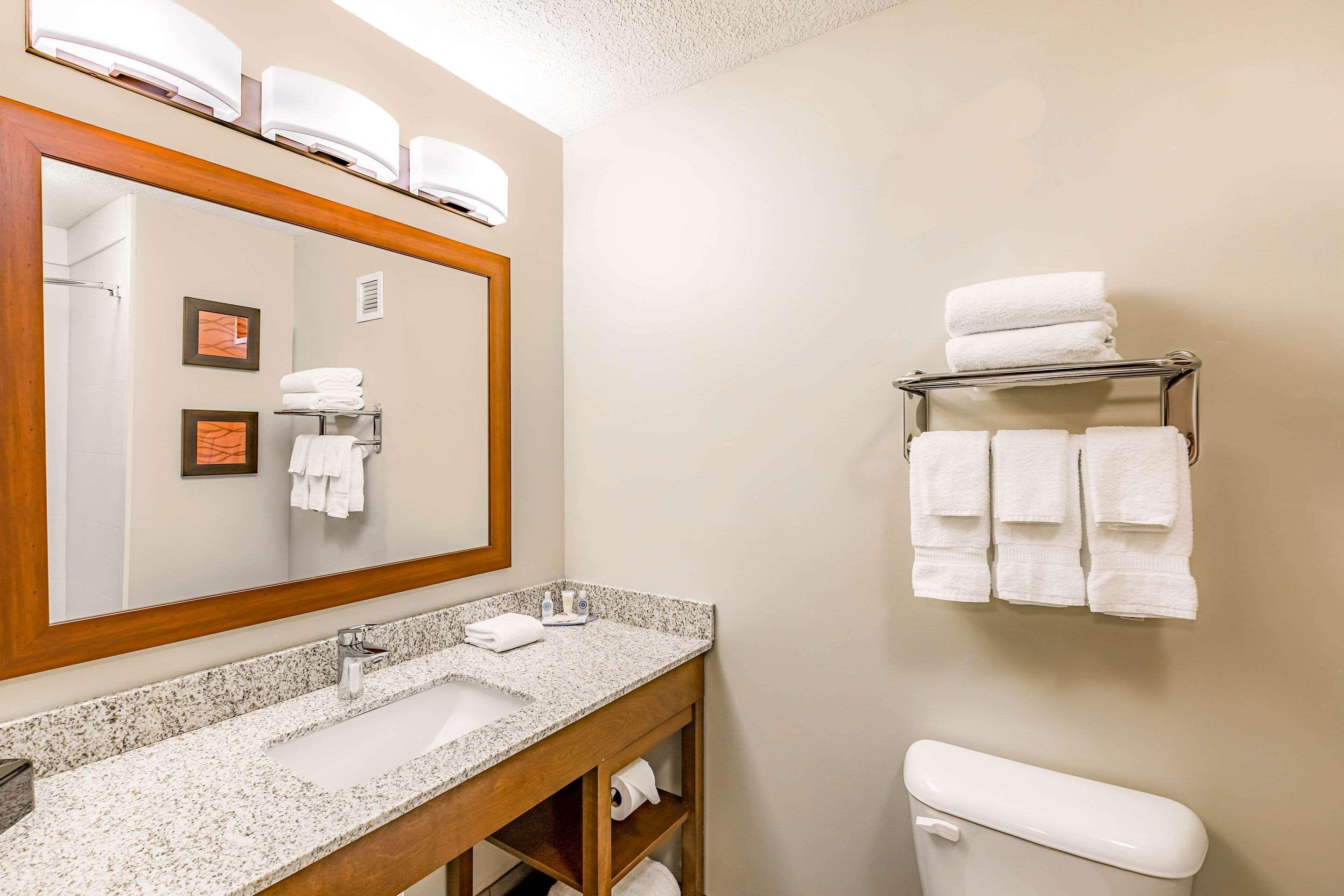 Comfort Inn Altoona-Des Moines Εξωτερικό φωτογραφία