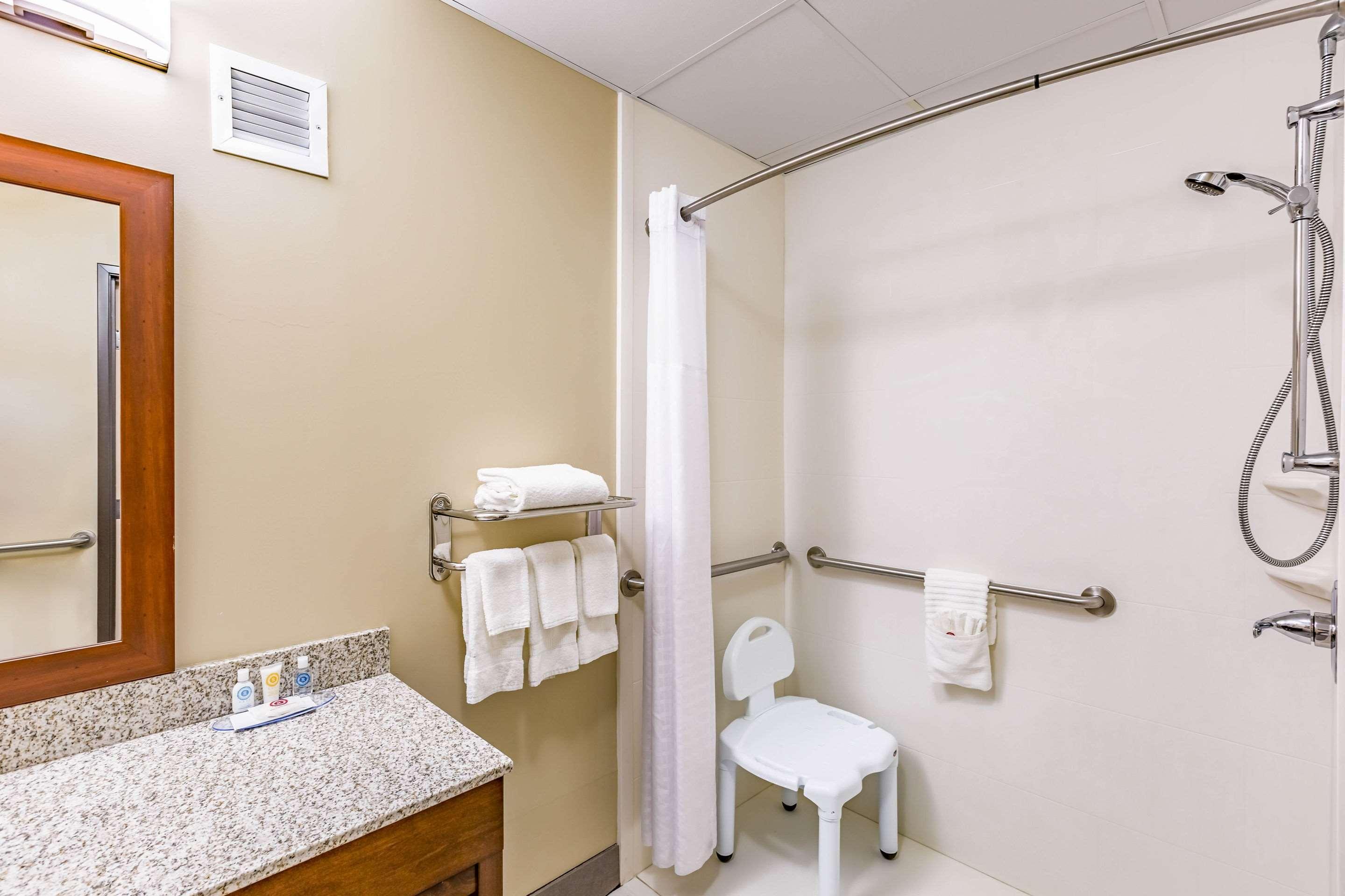 Comfort Inn Altoona-Des Moines Εξωτερικό φωτογραφία