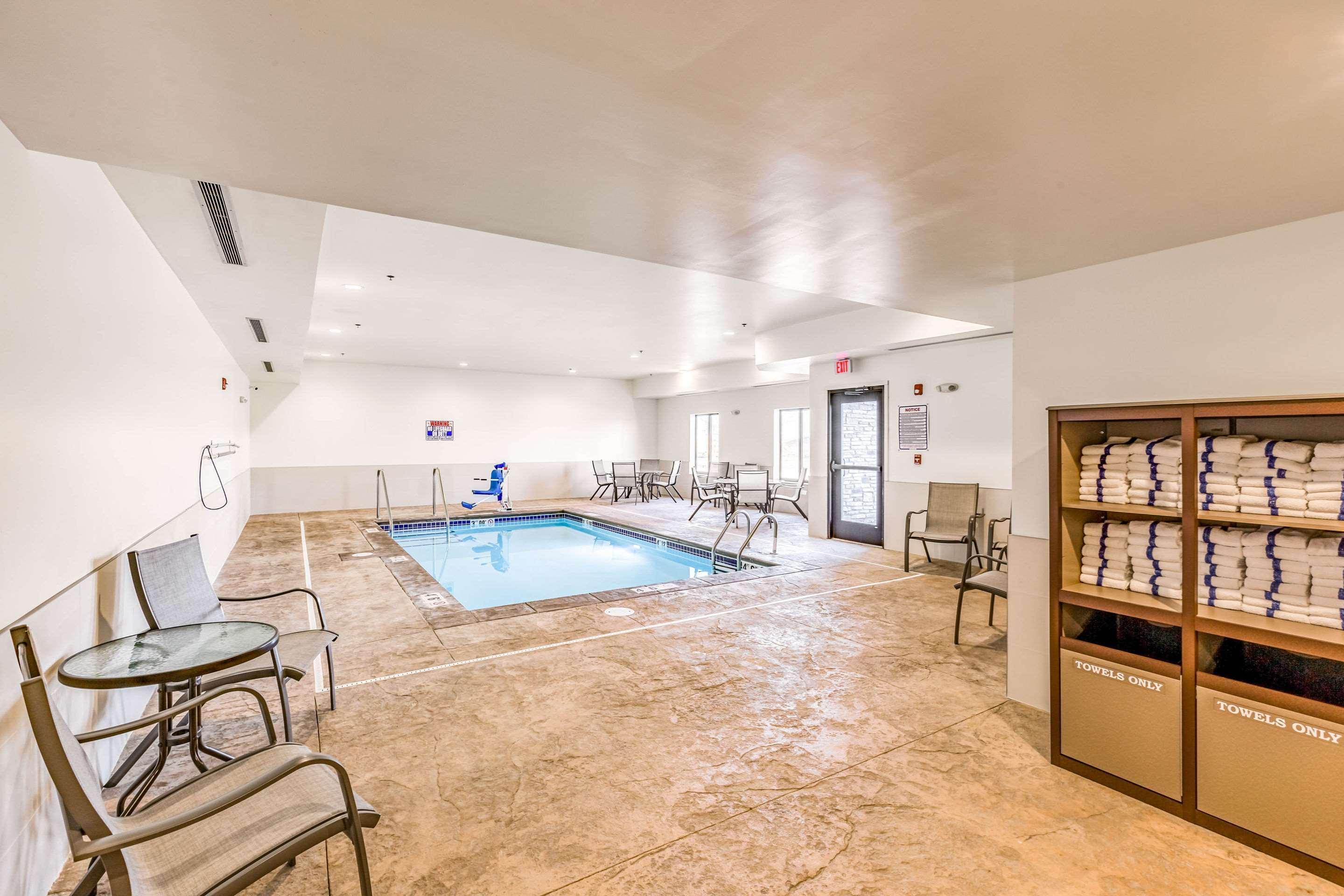 Comfort Inn Altoona-Des Moines Εξωτερικό φωτογραφία