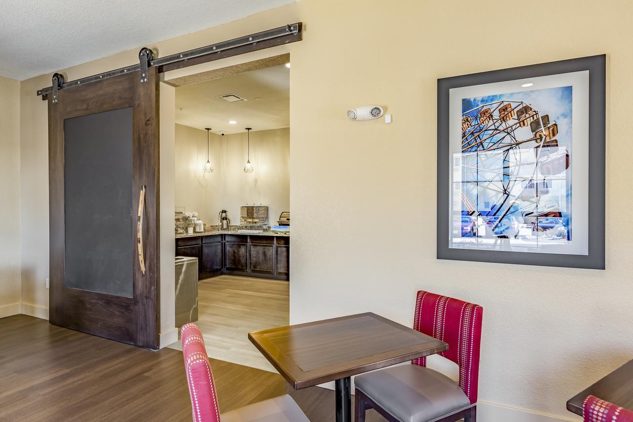 Comfort Inn Altoona-Des Moines Εξωτερικό φωτογραφία